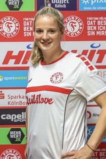 Svenja Stein